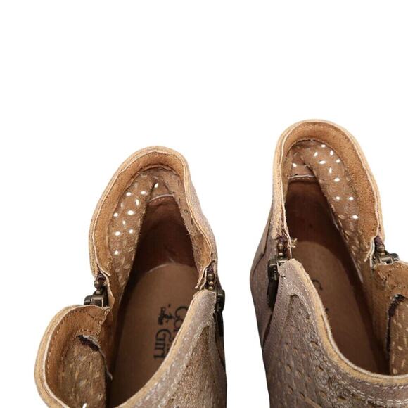 Corkys Shoes Womens 10 Booties Fashion Leather Double Zip Perforated Block Heel - Picture 16 of 16